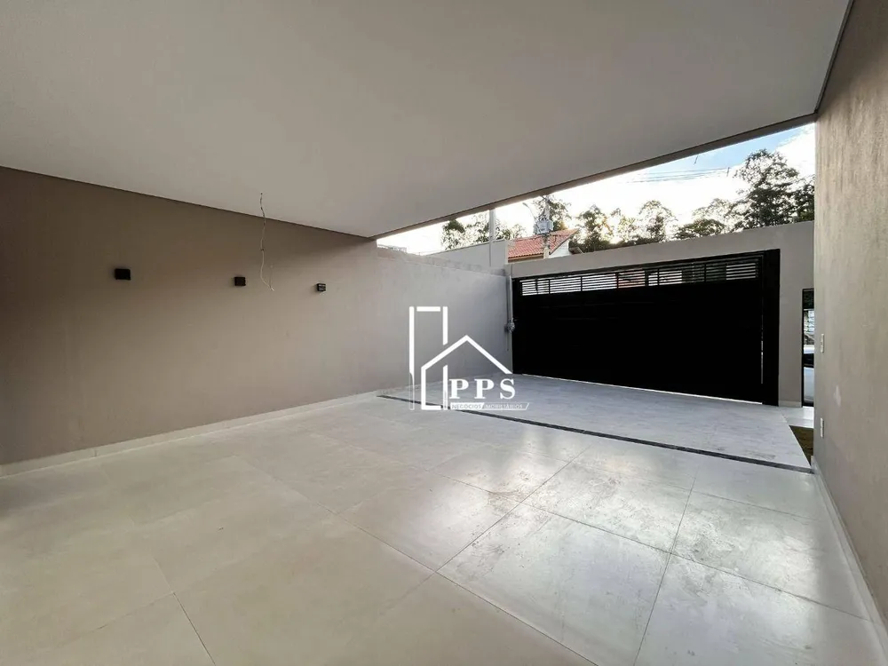 Casa, 3 quartos, 229 m² - Foto 2