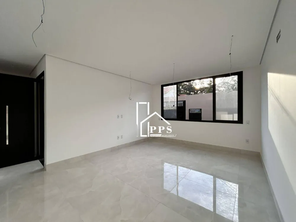 Casa, 3 quartos, 229 m² - Foto 4
