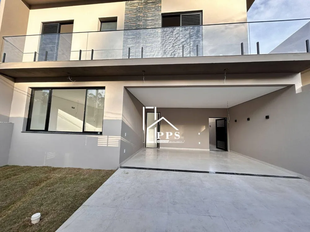 Casa, 3 quartos, 229 m² - Foto 3