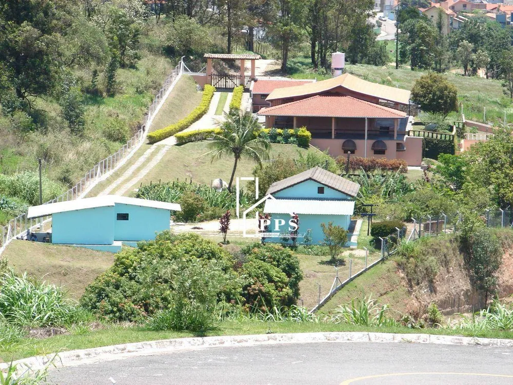 Chácara, 3 quartos, 8200 m² - Foto 1