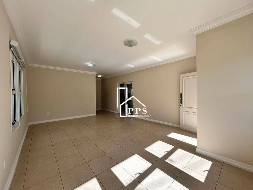 Casa, 4 quartos, 305 m² - Foto 3