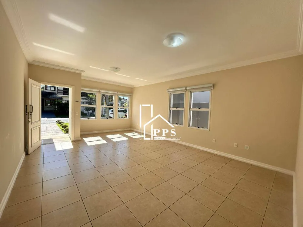 Casa, 4 quartos, 305 m² - Foto 4