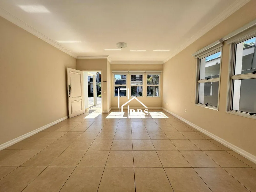 Casa, 4 quartos, 305 m² - Foto 2