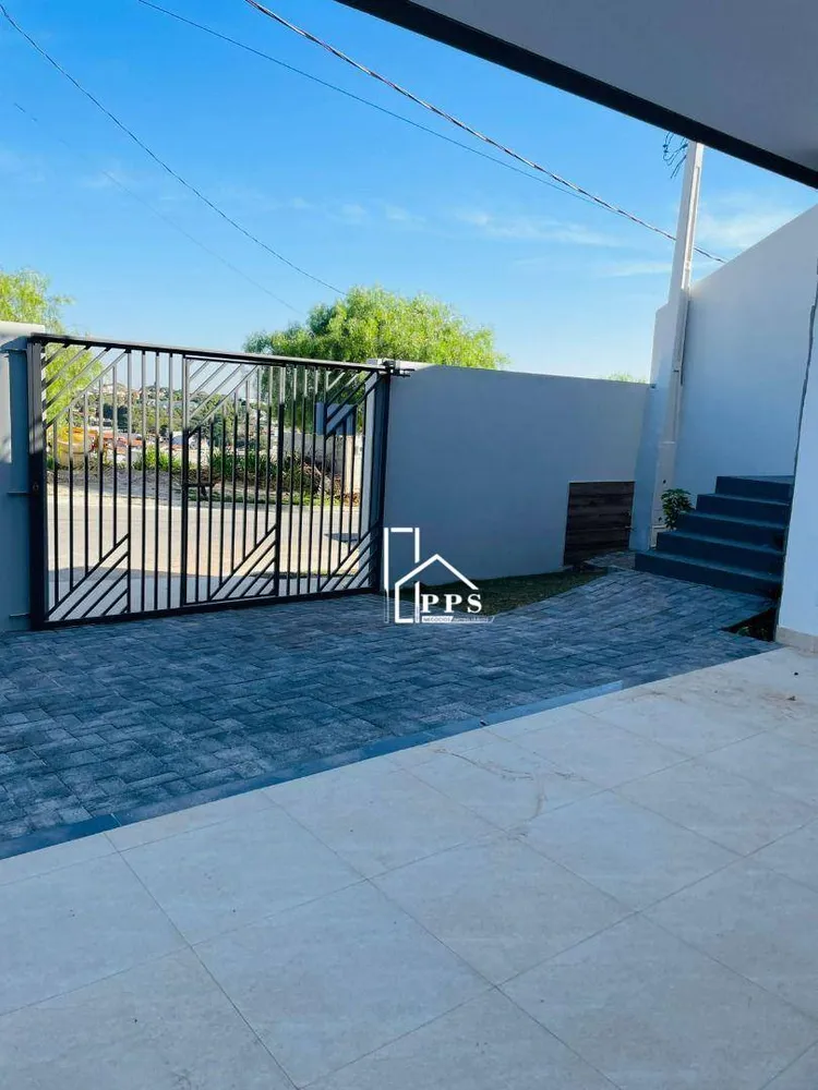 Casa, 3 quartos, 134 m² - Foto 1