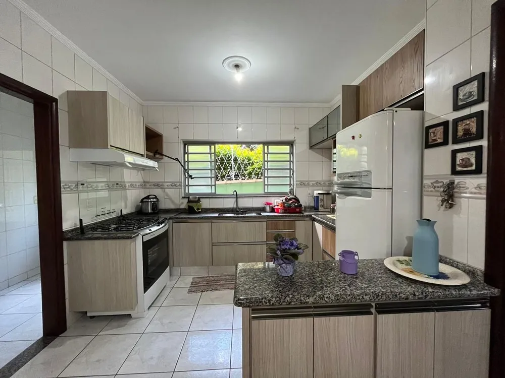 Casa, 3 quartos, 200 m² - Foto 7