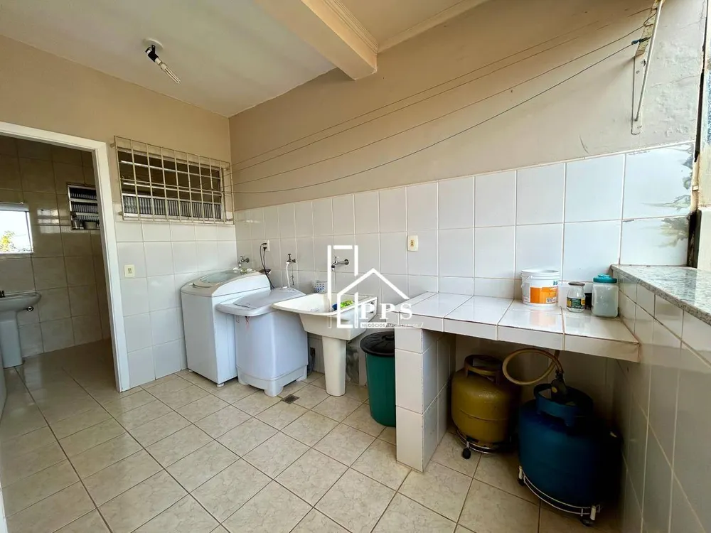 Casa, 3 quartos, 220 m² - Foto 14