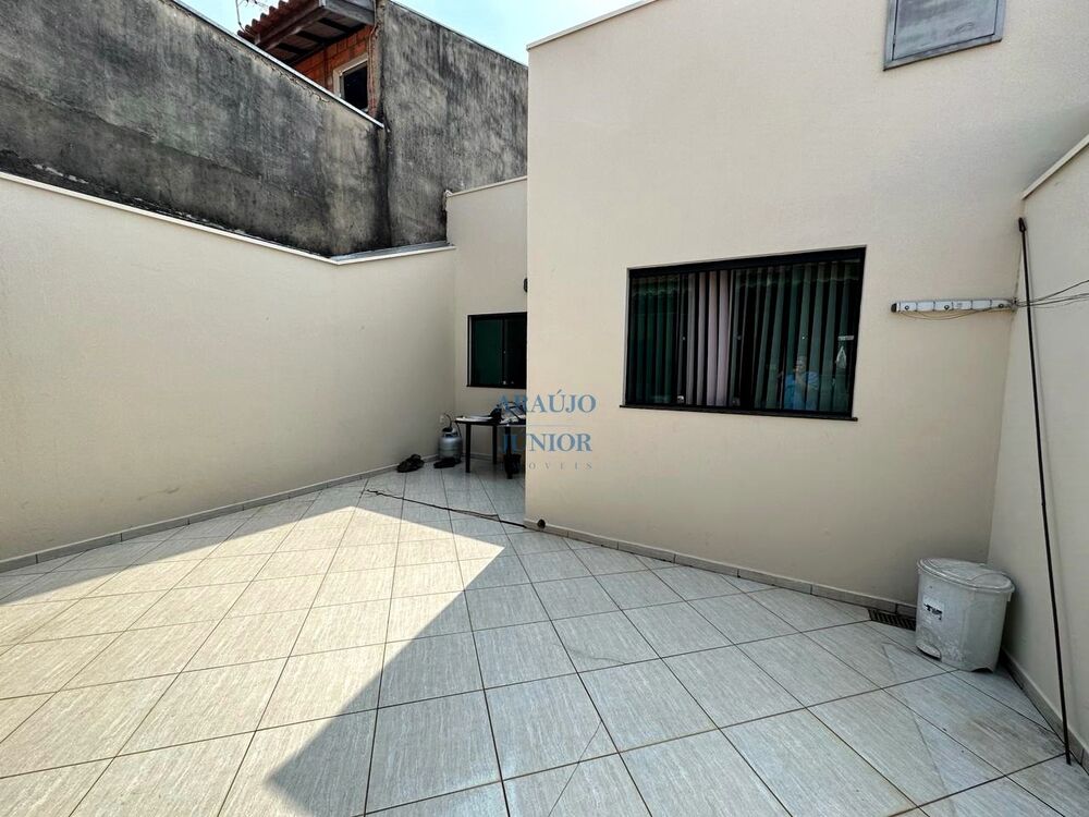 Casa à venda com 2 quartos, 100m² - Foto 10