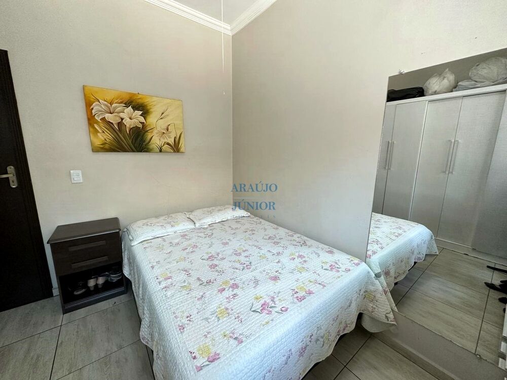 Casa à venda com 2 quartos, 100m² - Foto 8