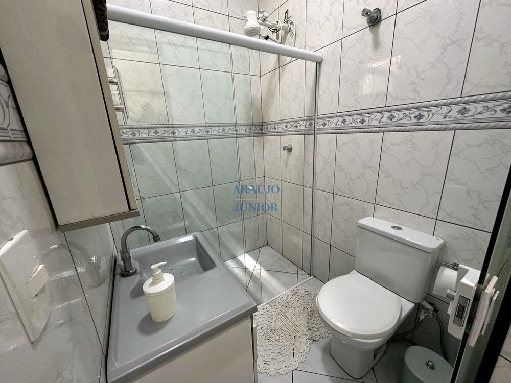 Casa à venda com 2 quartos, 100m² - Foto 7