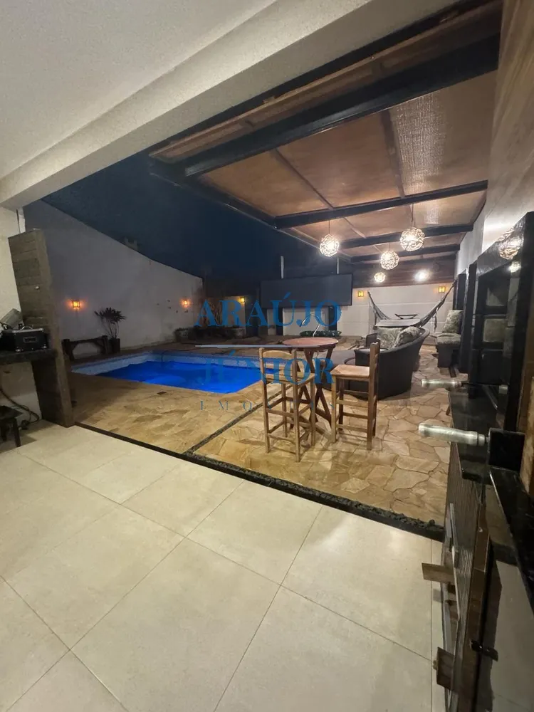 Casa, 3 quartos, 200 m² - Foto 3