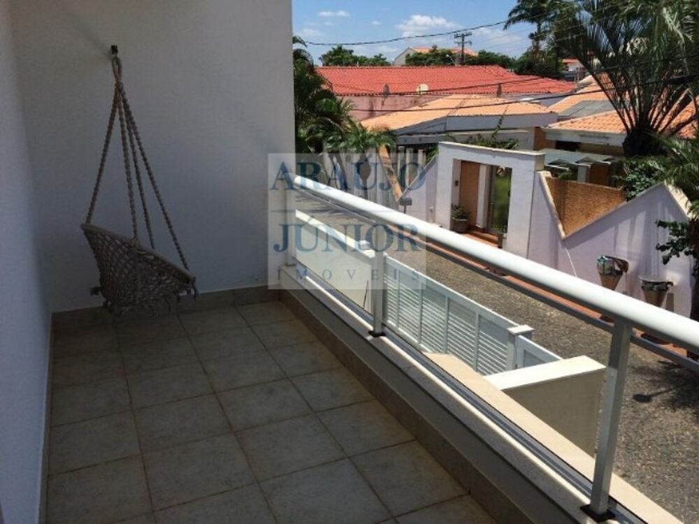 Casa, 3 quartos, 250 m² - Foto 3