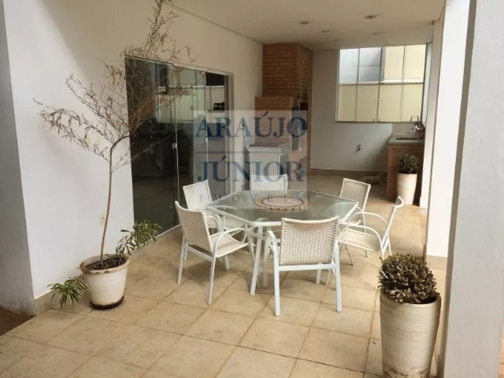 Casa, 3 quartos, 250 m² - Foto 5