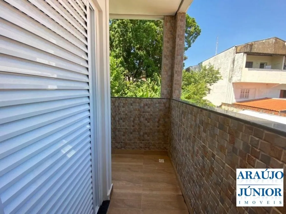 Casa, 3 quartos, 220 m² - Foto 2