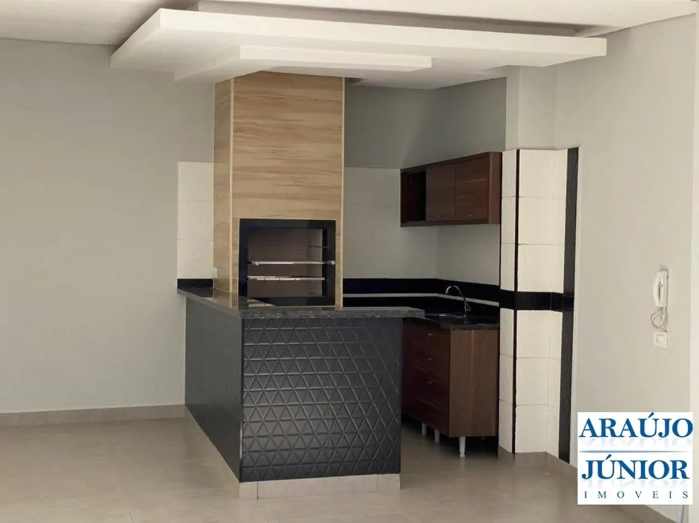 Casa, 3 quartos, 220 m² - Foto 1