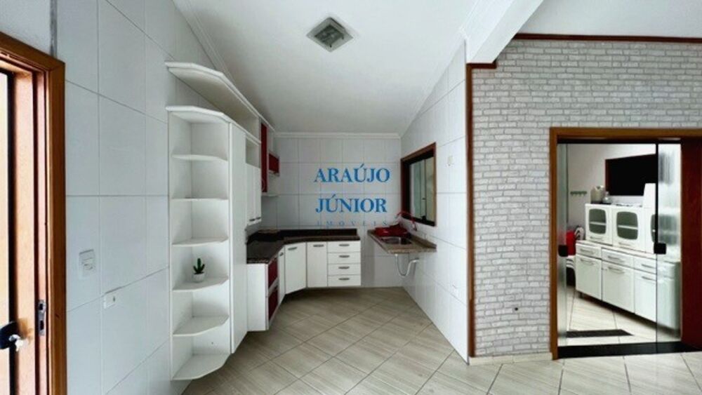 Casa, 2 quartos, 100 m² - Foto 1