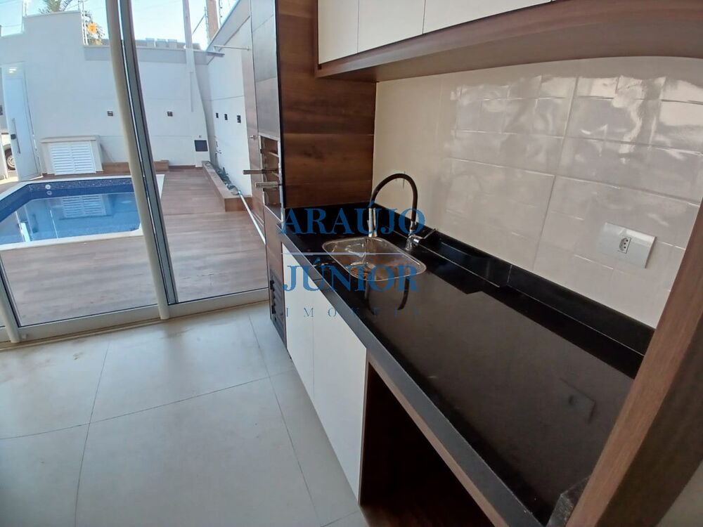 Casa, 3 quartos, 260 m² - Foto 4