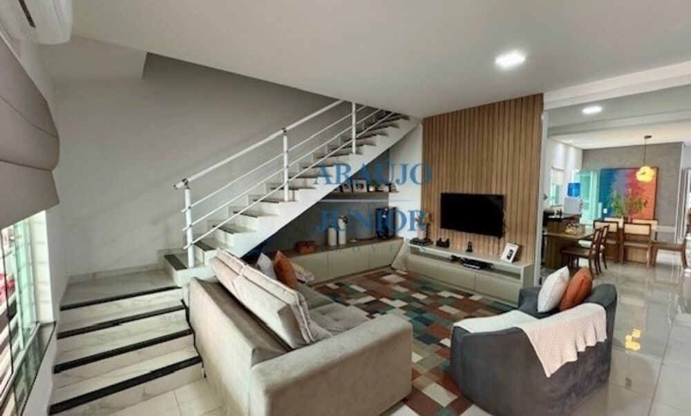 Casa, 3 quartos, 180 m² - Foto 1