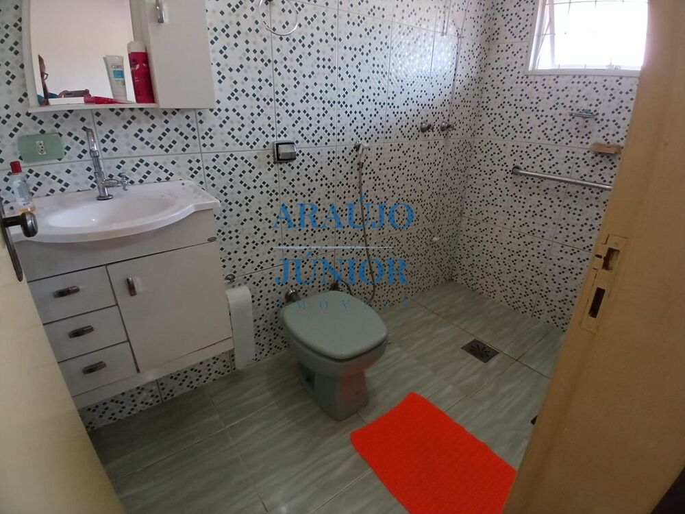 Casa à venda com 4 quartos, 150m² - Foto 18