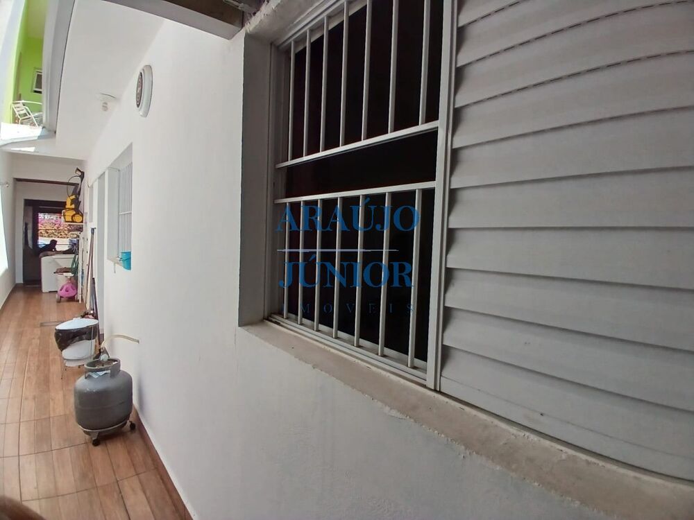 Casa à venda com 4 quartos, 150m² - Foto 26