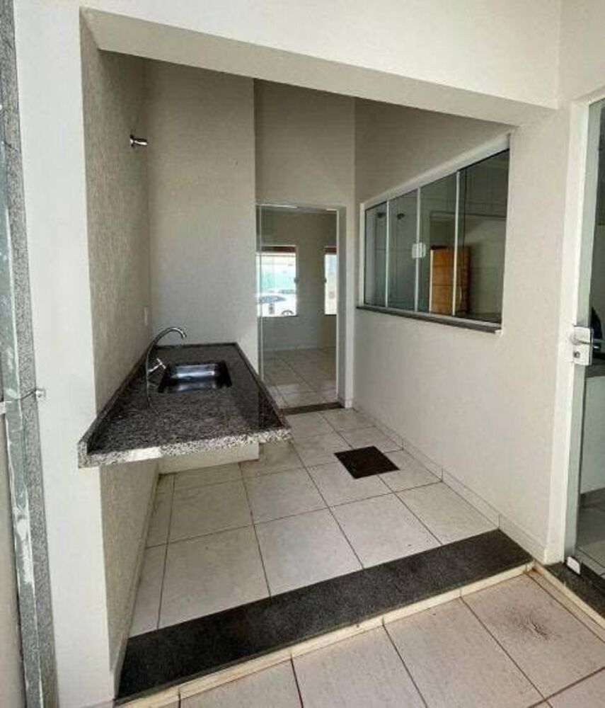 Casa à venda e aluguel com 3 quartos, 117m² - Foto 8
