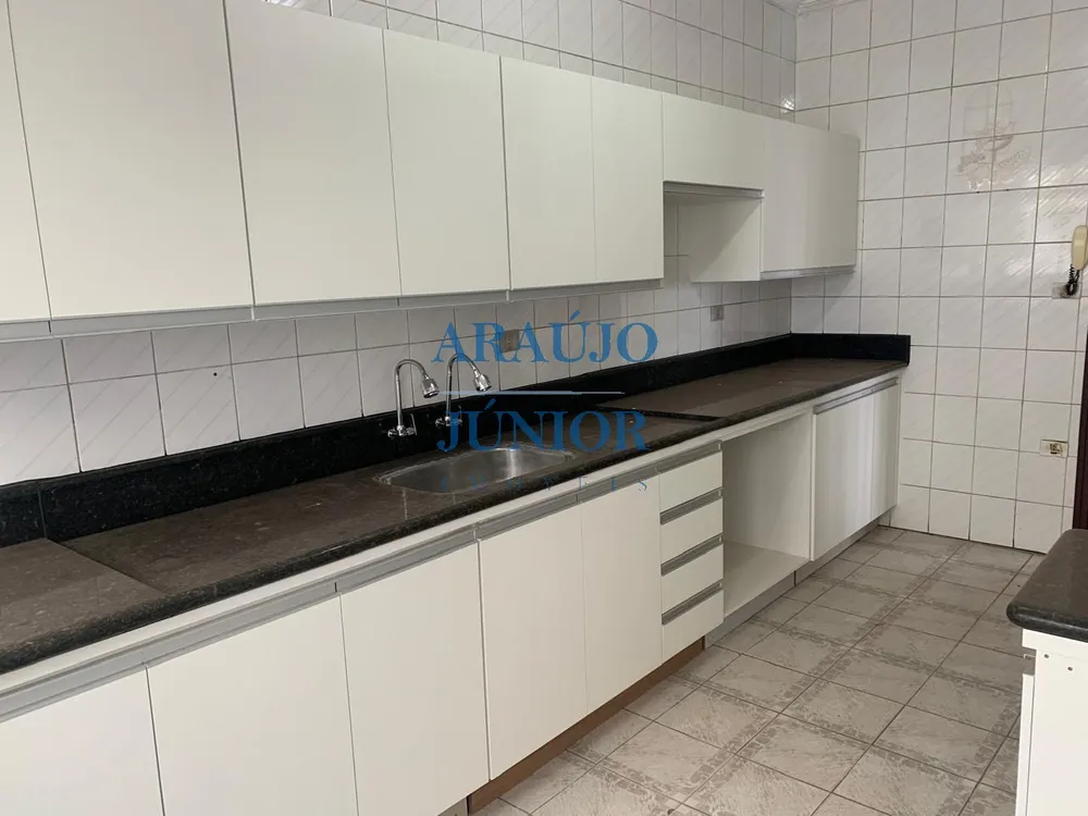 Casa, 3 quartos, 350 m² - Foto 1