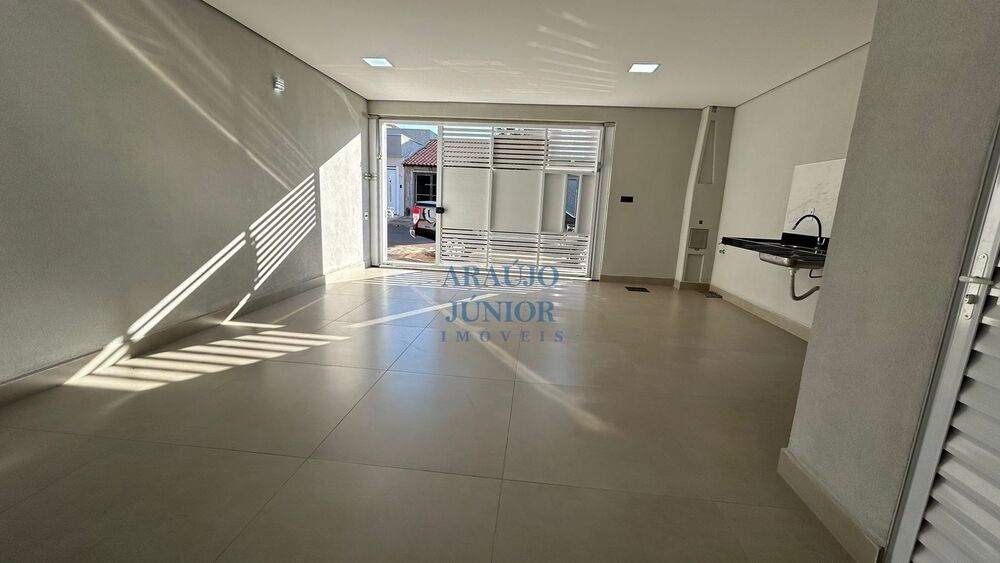 Casa, 3 quartos, 118 m² - Foto 2