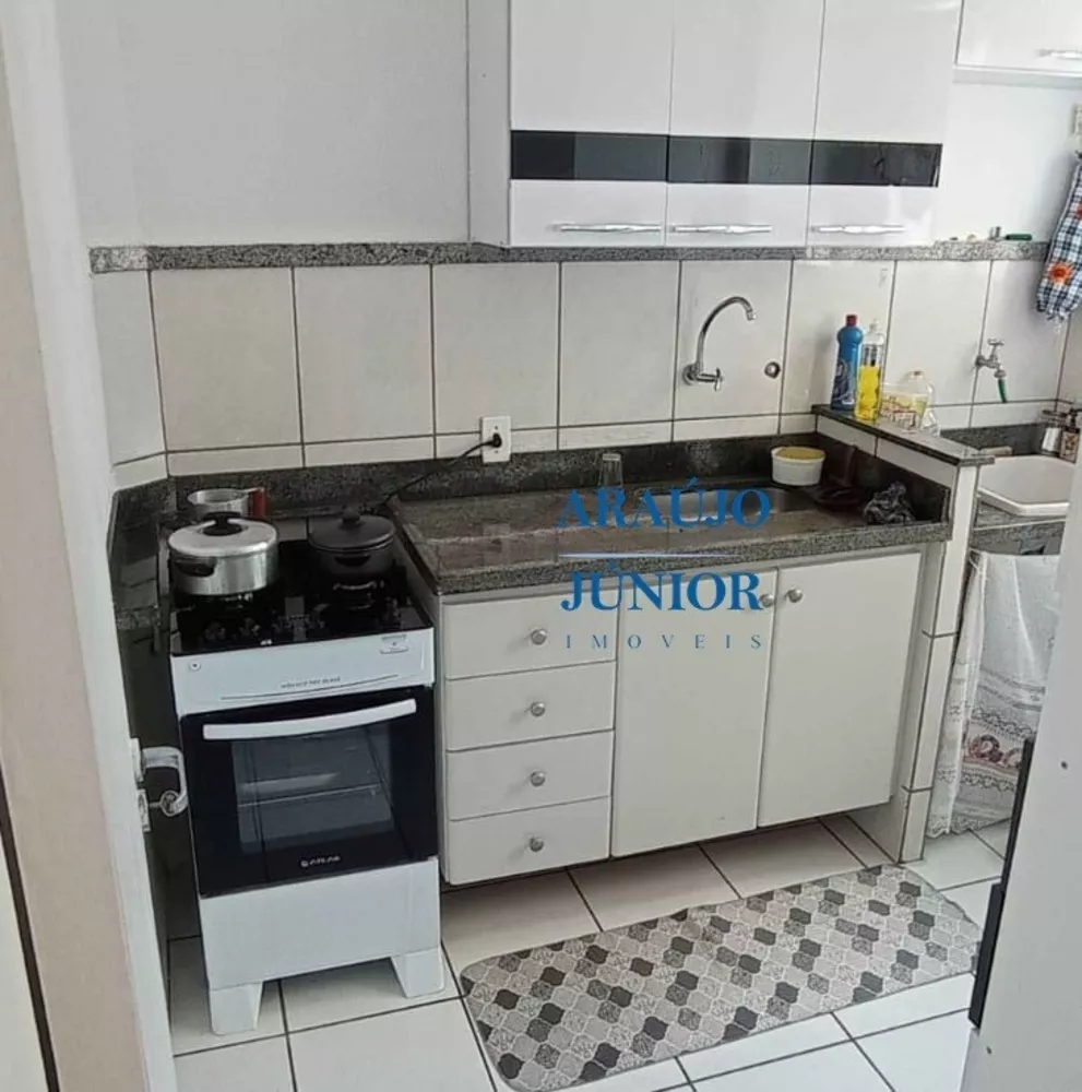 Apartamento à venda com 2 quartos, 48m² - Foto 5