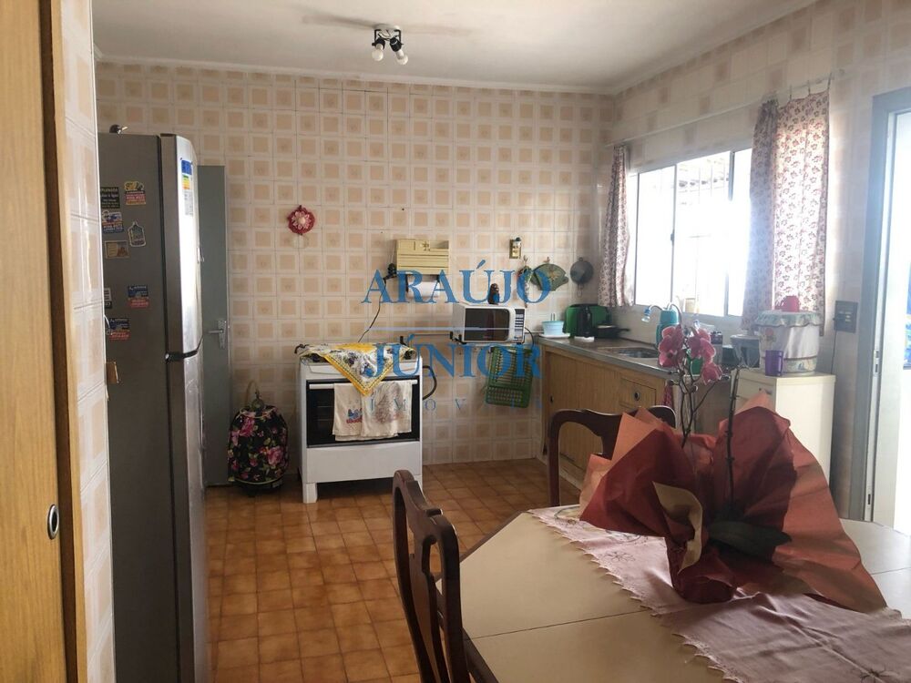 Casa, 2 quartos, 294 m² - Foto 11