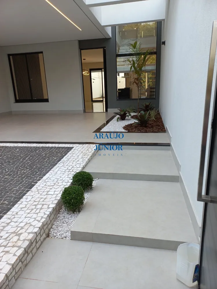 Casa, 3 quartos, 205 m² - Foto 1
