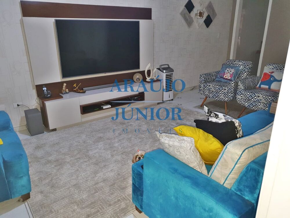 Casa, 3 quartos, 135 m² - Foto 1