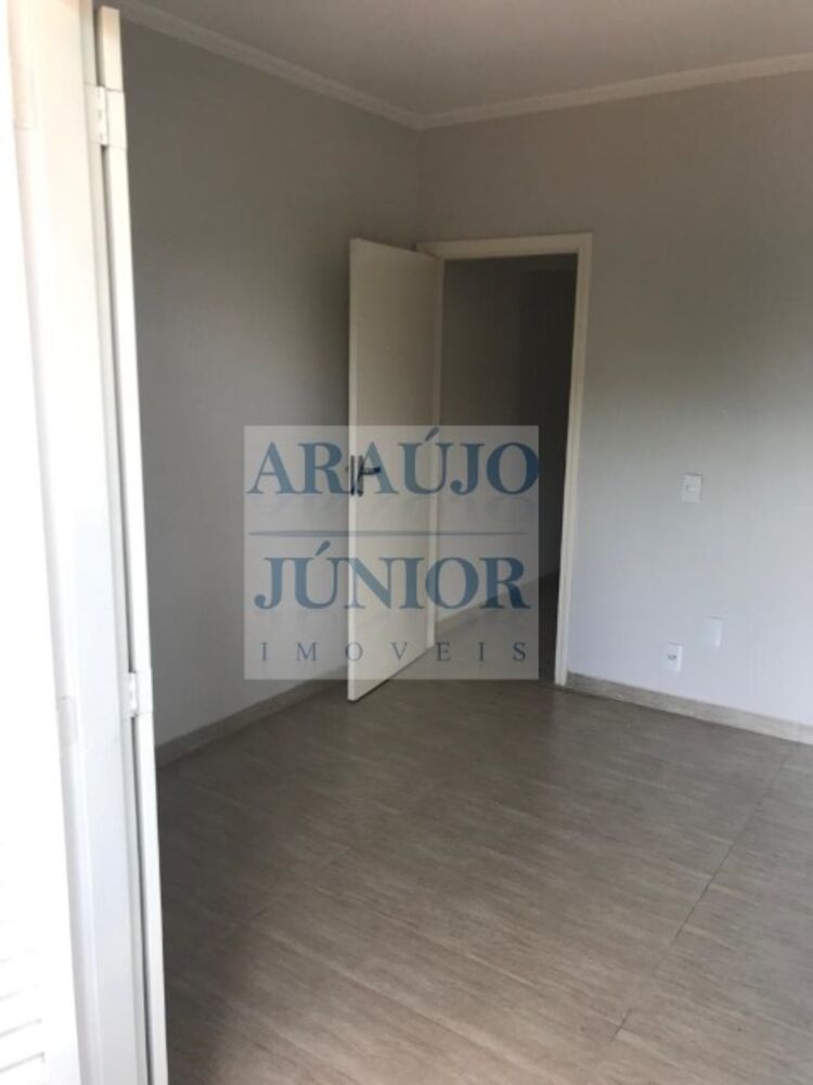 Casa à venda com 3 quartos, 186m² - Foto 7