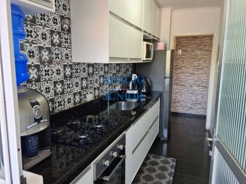 Apartamento à venda com 2 quartos, 56m² - Foto 3