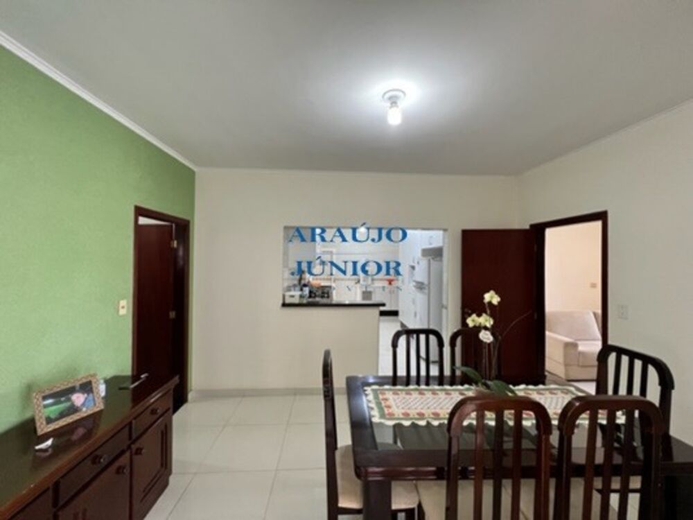 Casa à venda com 3 quartos, 180m² - Foto 6