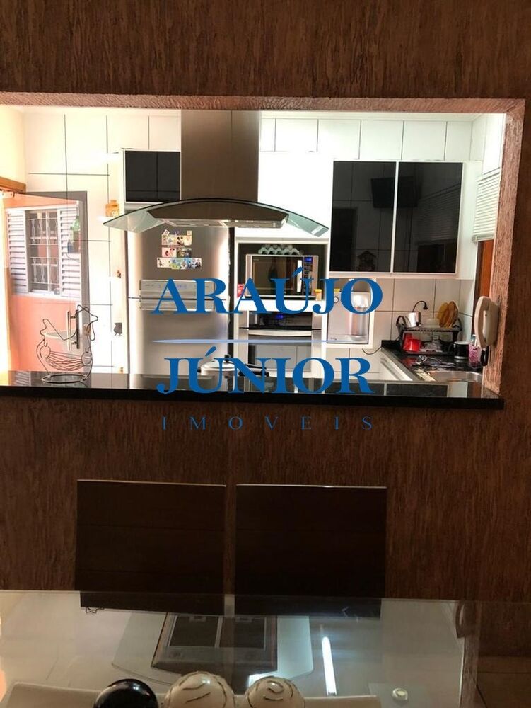 Casa, 3 quartos, 147 m² - Foto 1