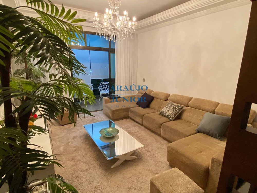 Apartamento, 3 quartos, 247 m² - Foto 2