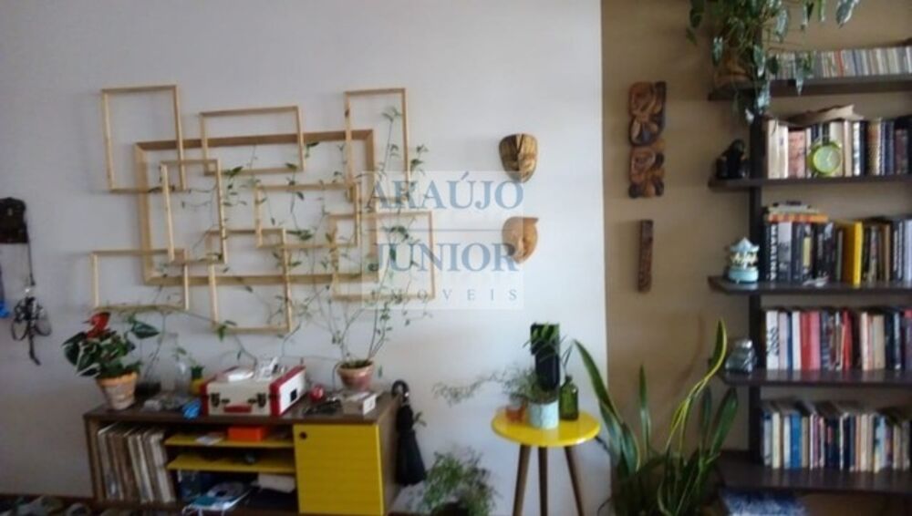 Apartamento à venda com 2 quartos, 105m² - Foto 4