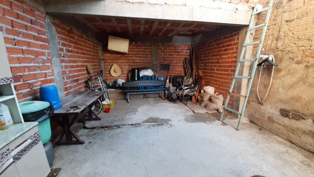 Casa à venda com 3 quartos, 180m² - Foto 8