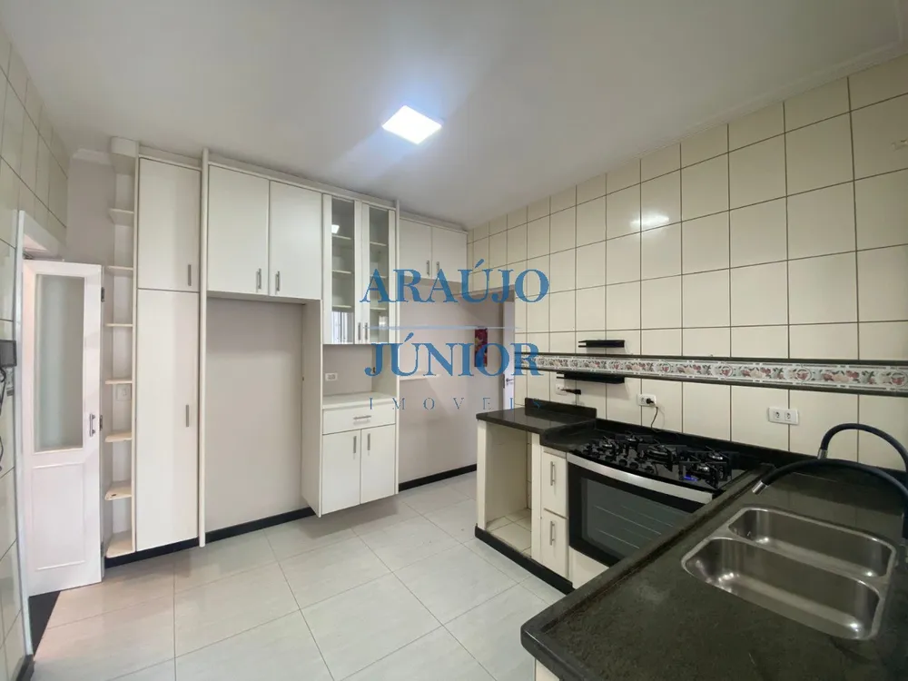 Casa, 3 quartos, 219 m² - Foto 5