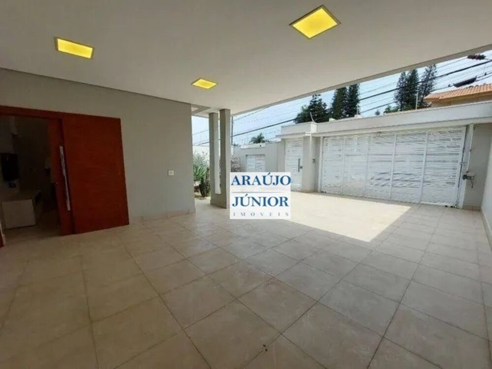 Casa à venda e aluguel com 3 quartos, 185m² - Foto 3
