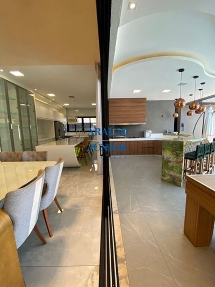 Casa à venda com 4 quartos, 400m² - Foto 47