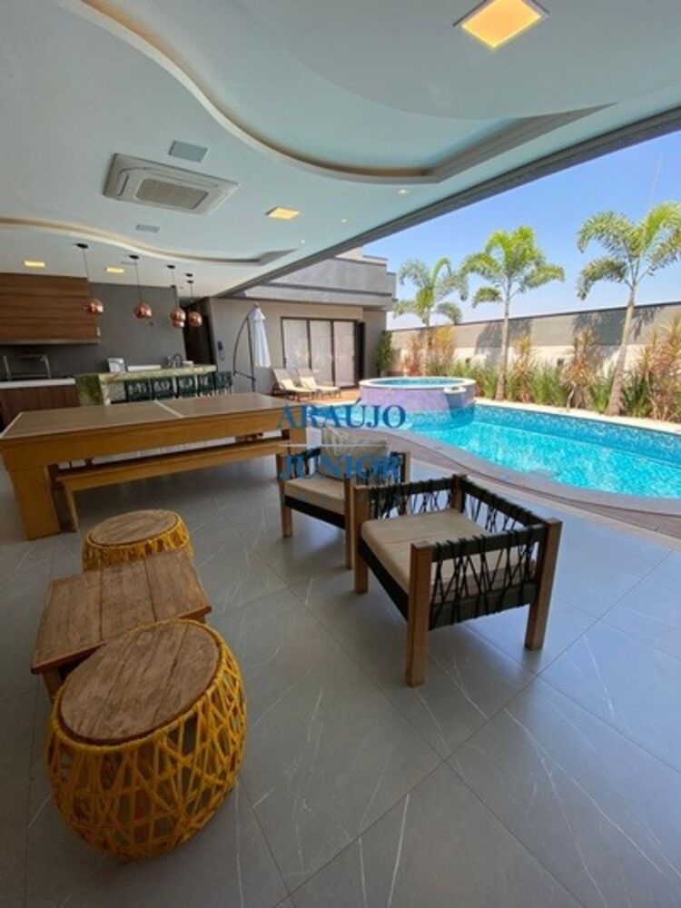 Casa à venda com 4 quartos, 400m² - Foto 1