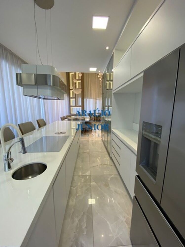 Casa à venda com 4 quartos, 400m² - Foto 11
