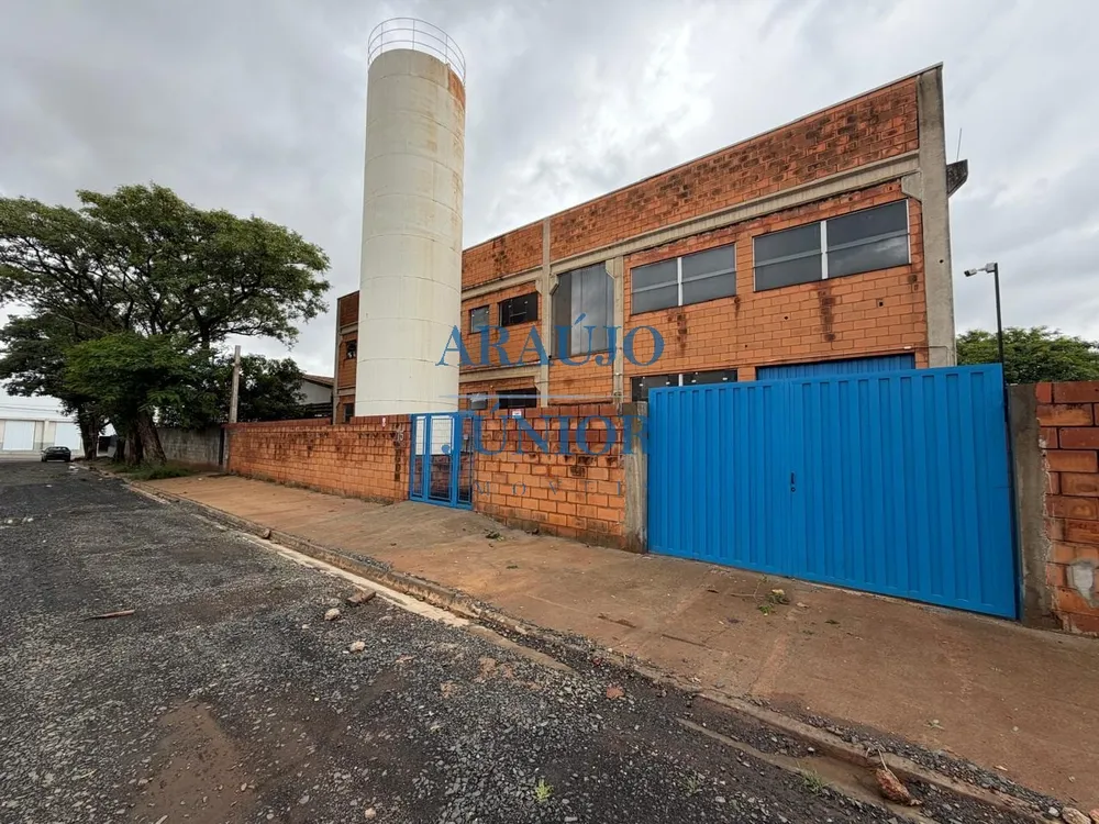 Depósito-Galpão, 1157 m² - Foto 1