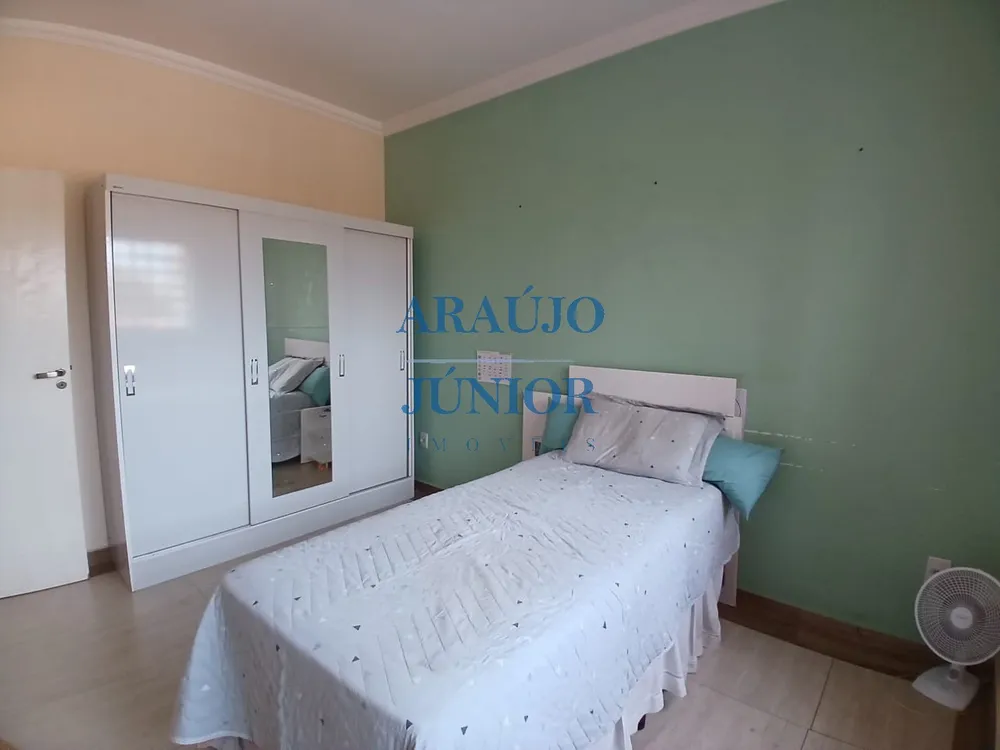 Casa, 3 quartos, 244 m² - Foto 8