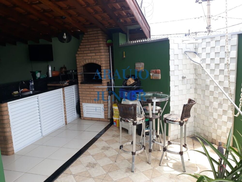 Casa, 3 quartos, 251 m² - Foto 3