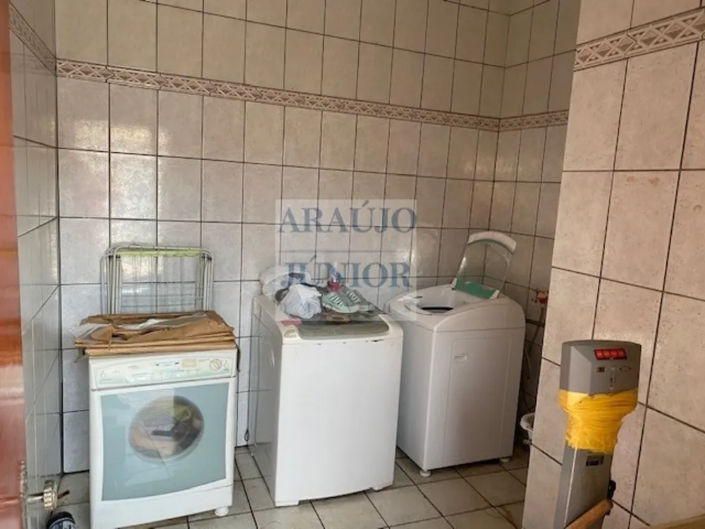 Casa, 4 quartos, 239 m² - Foto 9