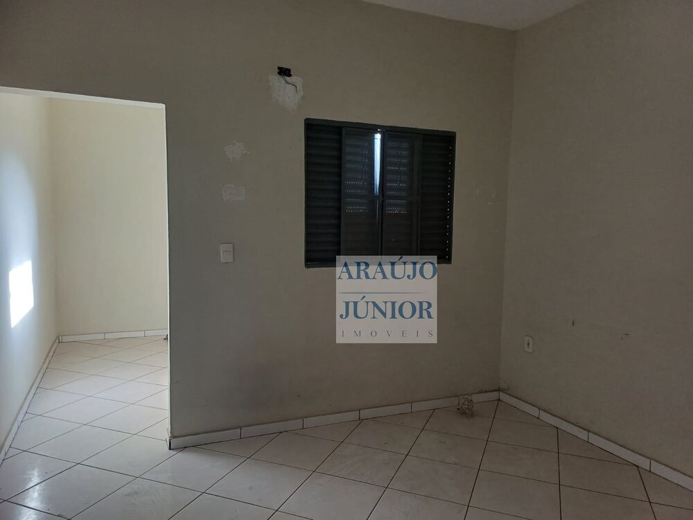 Casa à venda com 4 quartos, 150m² - Foto 5