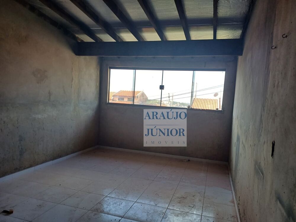 Casa à venda com 4 quartos, 150m² - Foto 7