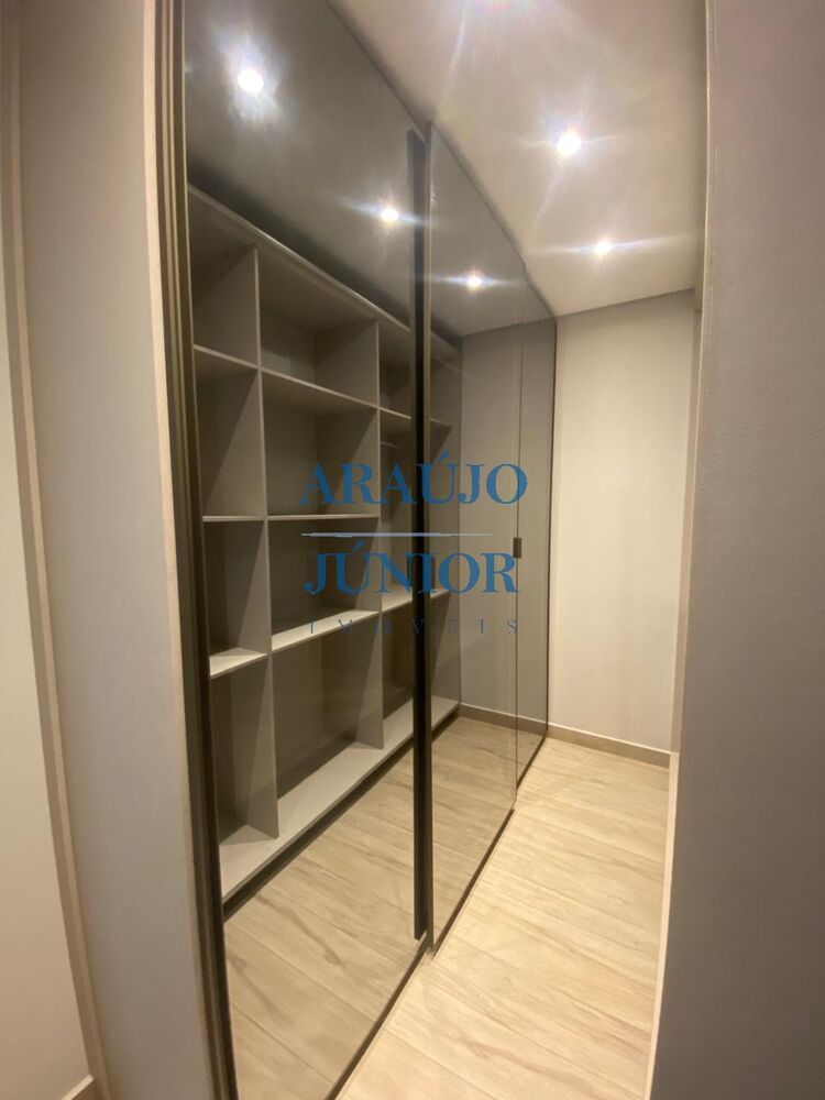 Casa, 3 quartos, 237 m² - Foto 2