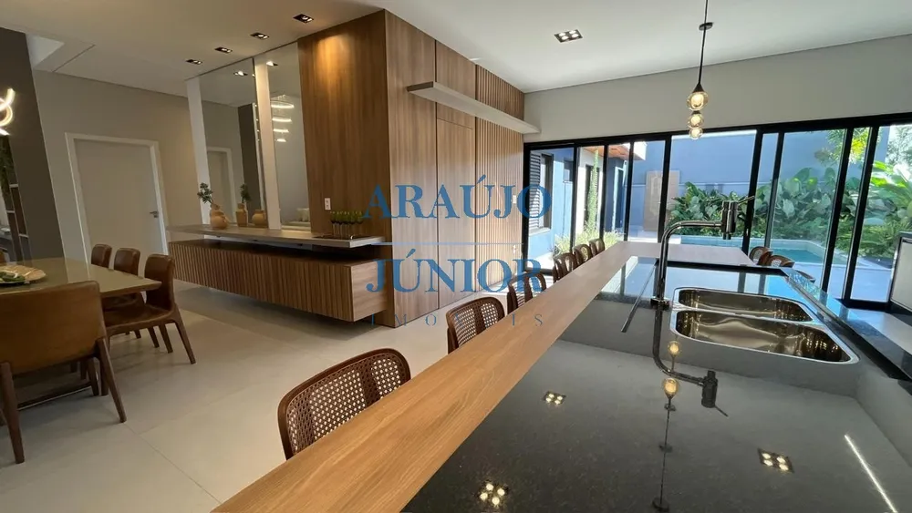 Casa, 3 quartos, 280 m² - Foto 2